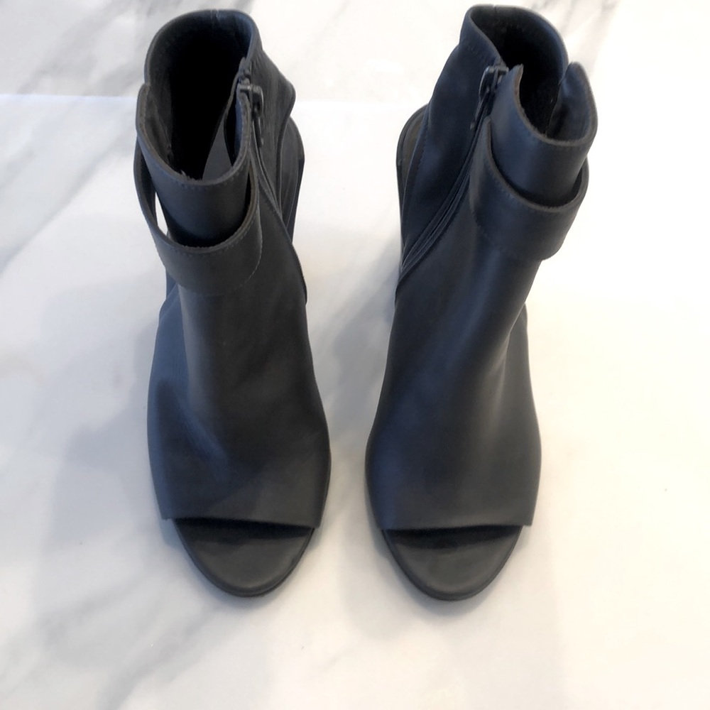 Vince Gray Booties
